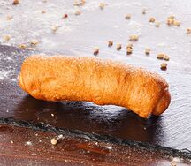 Сосиска в тесте жареная