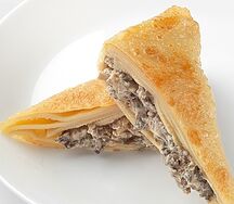 Блин с курицей и грибами