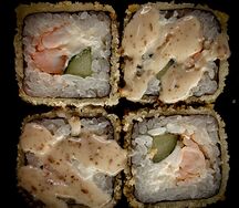 Жареный ролл Горячий с креветкой