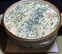Сливочный суп из лосося с креветками