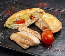 Закрытый бургер Цезарь