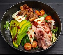 Салат боул с курицей