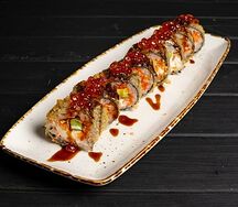 Тёплый ролл темпура с лососем