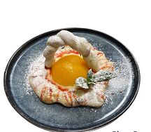Корзиночка с персиком