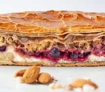 Kurnik mini со смородиной,творогом и грушевым вареньем 