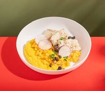 Филе белой рыбы с кукурузным пюре