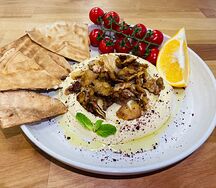 Хумус с курицей