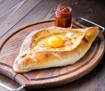 Хачапури по-аджарски