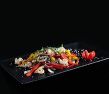 Лапша Соба с креветками и овощами