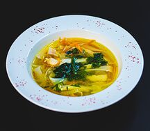 Суп куриный с рисовой лапшой