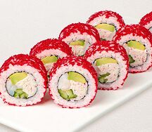 Ролл Калифорния с тигровой креветкой