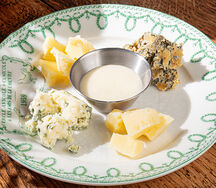 Сырная тарелка