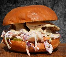 Бургер с рваной свининой