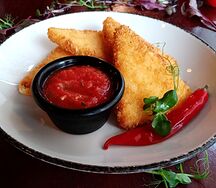 Жареный сулугуни в панировке