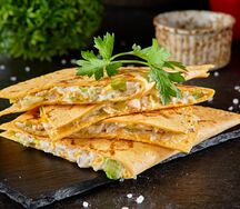 Кесадилья с курицей