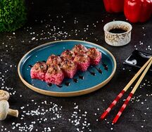 Ролл с угрем и креветкой