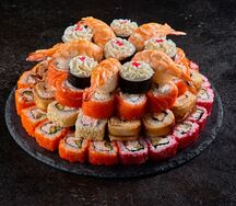 Большой японский торт