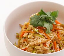 Рис с куриным филе и овощами