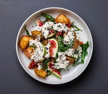 Баклажаны темпура со страчателлой