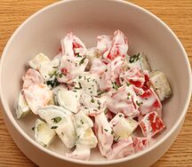 Овощной салатик со сметаной 