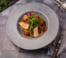 Wok с курицей