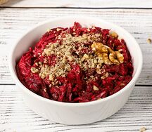 Салат из свеклы с грецким орехом