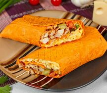 Шаурма в сырном лаваше