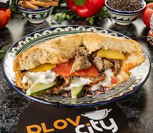 Шаурма в лепешке