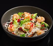 Стеклянная лапша с креветками и кокосовым понзу