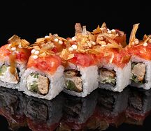 Тартар из лосося и тунца с трюфельным майо и бонито