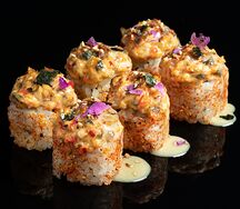 Запечённый угорь со сладким перцем и японским майо