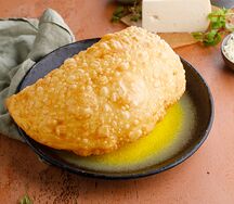 Чебурек с сыром