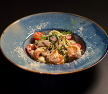 Лингвини с креветками и соусом песто