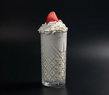 Клубничный милкшейк