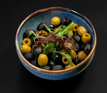 Оливки и маслины