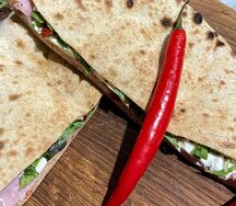 С ветчиной, сыром и грибами