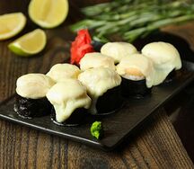 Запеченный ролл с Гребешком