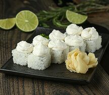 Урумаки с шапкой из Творожного сыра