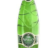 Рычал-Су вода газированная
