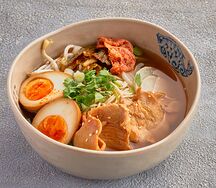 Рамен Кимчи с цыплёнком 