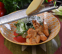 Салат Цезарь с курицей