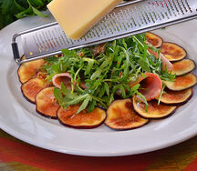 Карпаччо из инжира с горгонзолой