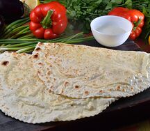 Кутаб с сулугуни