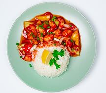 Кусочки курицы в кисло-сладком соусе