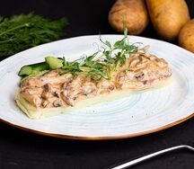 Бефстроганов с картофельным пюре