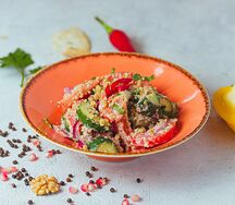 Салат с грецкими орехами по-грузински