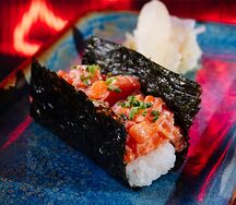 Открытый ролл Лосось 