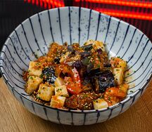 Баклажаны, сыр и томаты 