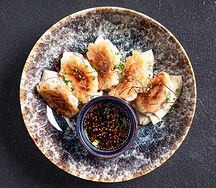 Гедза с говядиной и кинзой