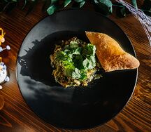 Болтунья с зеленой фасолью